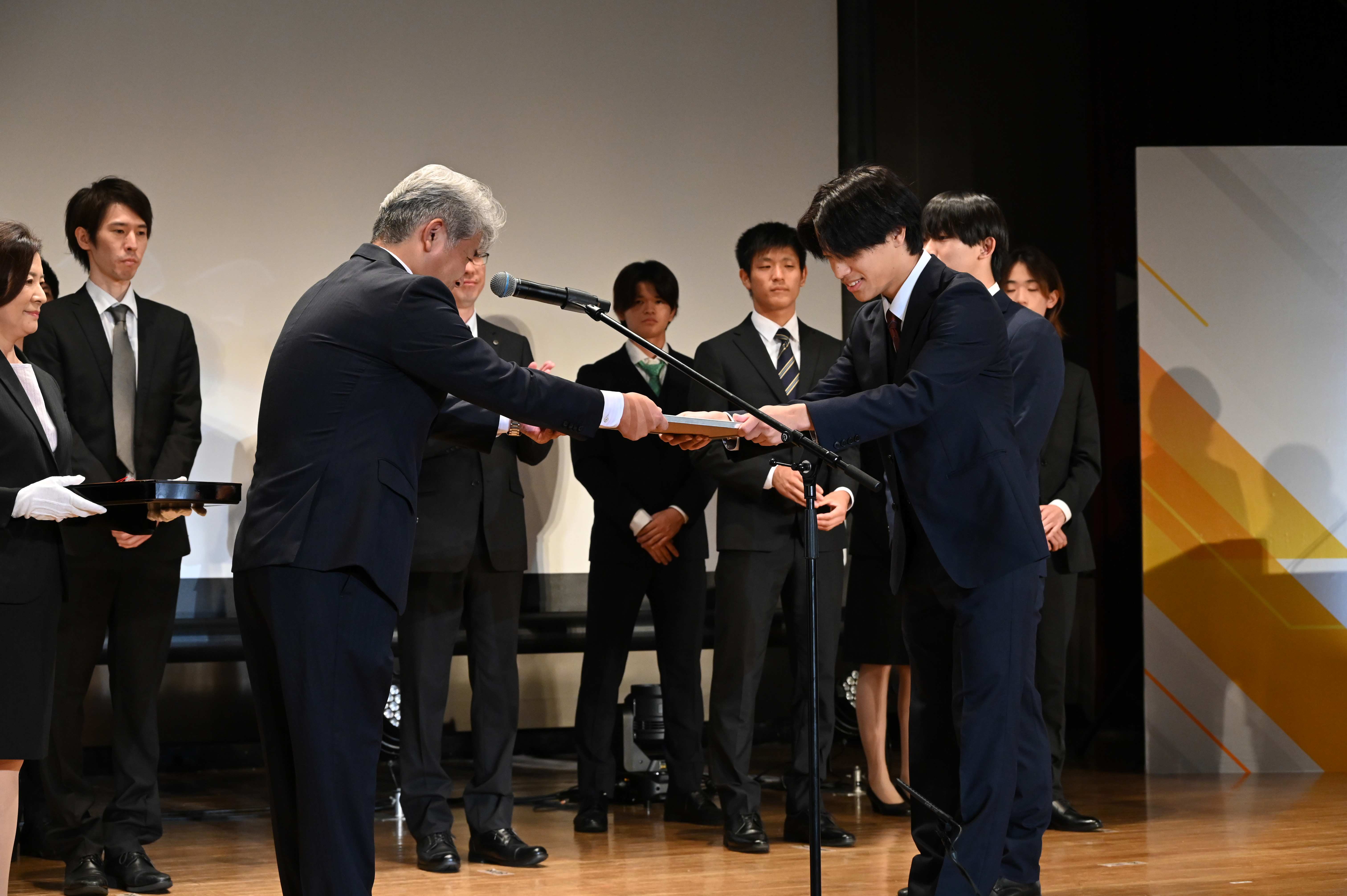 大会の様子